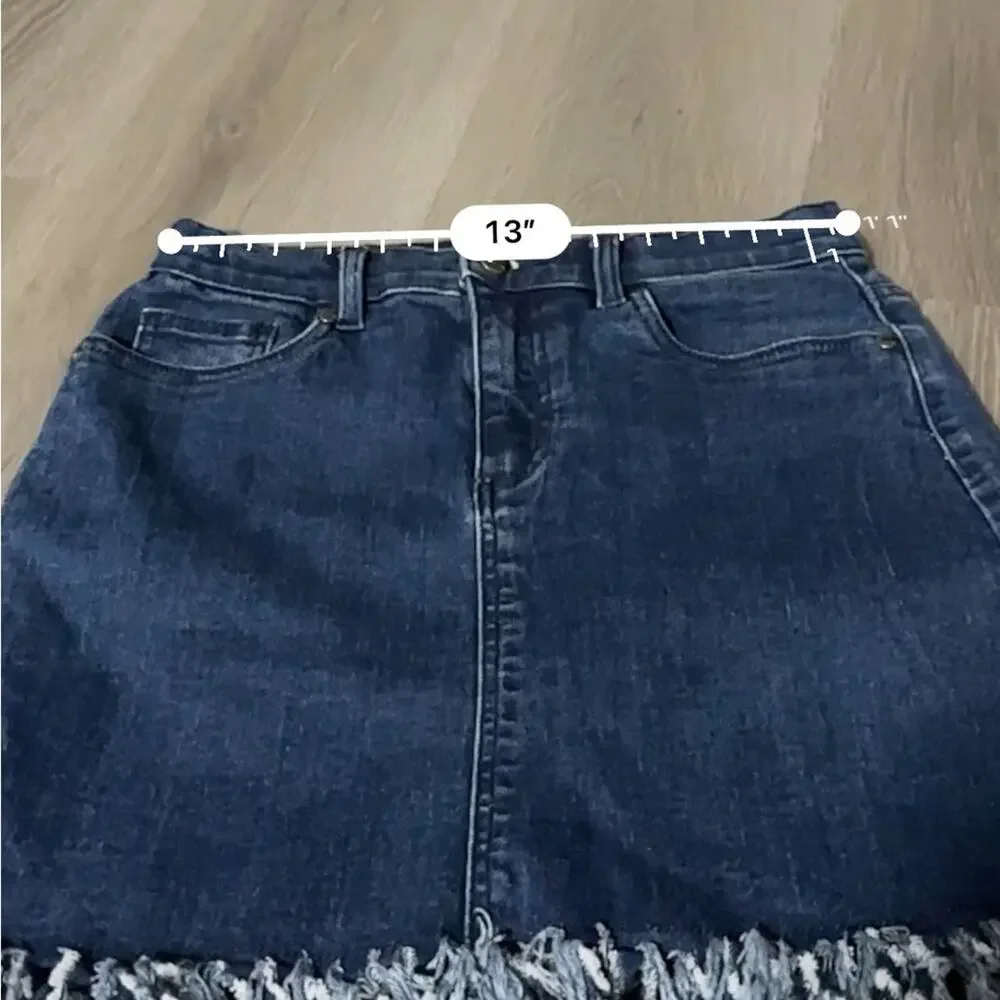 VENUS dark wash